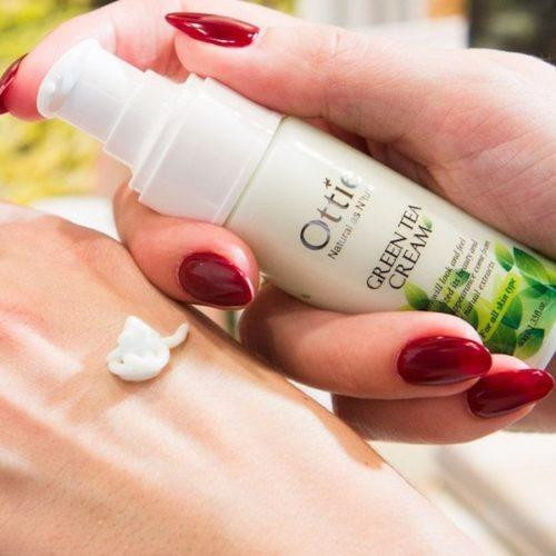 Увлажняющий крем для лица с зеленым чаем Ottie Green Tea Cream 40 мл купить в Украине 3