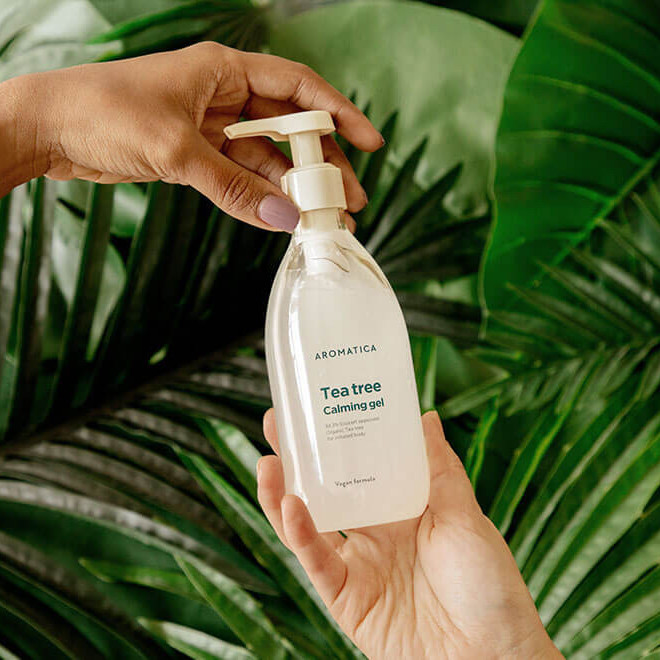 Успокаивающий гель для лица и тела с экстрактом чайного дерева AROMATICATea Tree Calming Gel 300 мл купить в Украине 3