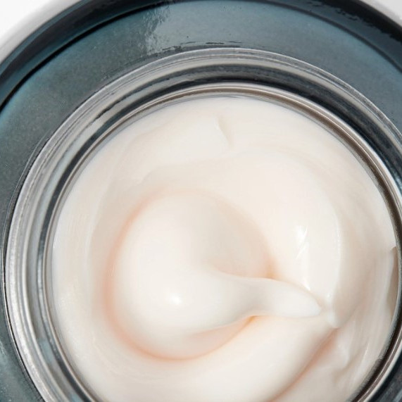 Антивіковий крем з маслом лосося і пептидами FarmStay Salmon Oil & Peptide Vital Cream 50 г купити в Україні 3
