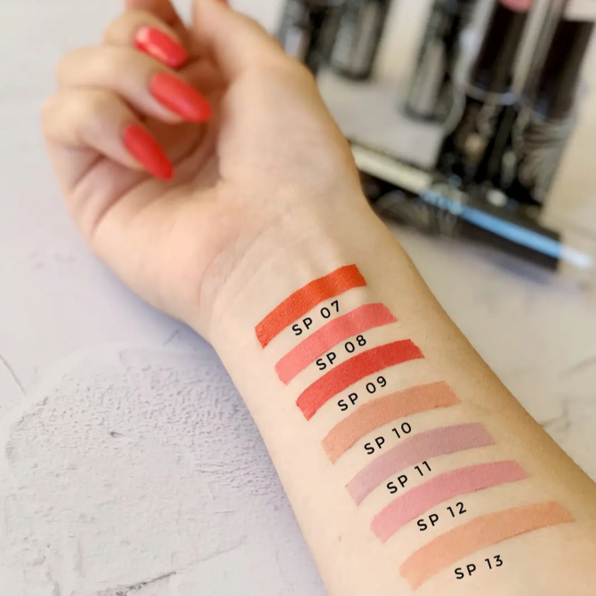 Матовая губная помада Бежево-розовый Colour Intense Satin Lipstick Lasting Finish 10 Beige Rosy 3 г купить в Украине 2