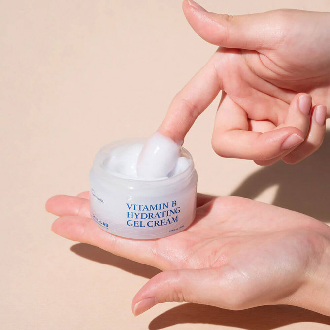 Зволожуючий крем-гель пантенолом SKIN&LAB Vitamin B Hydrating Gel Cream 50 мл купити в Україні 3