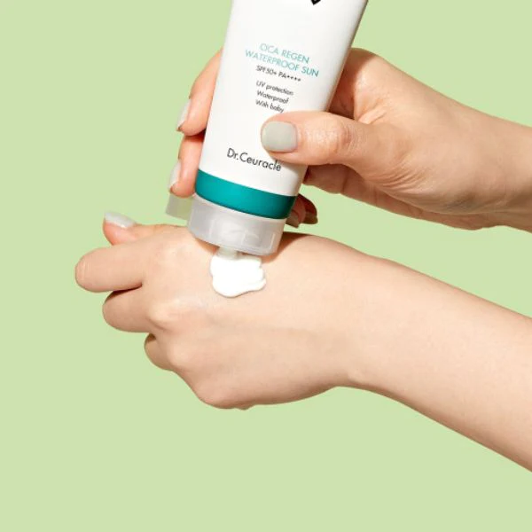 Водостойкий солнцезащитный крем с центеллой Dr.Ceuracle Cica Regen Waterproof Sun SPF50+ PA++++ 100 мл купить в Украине 3
