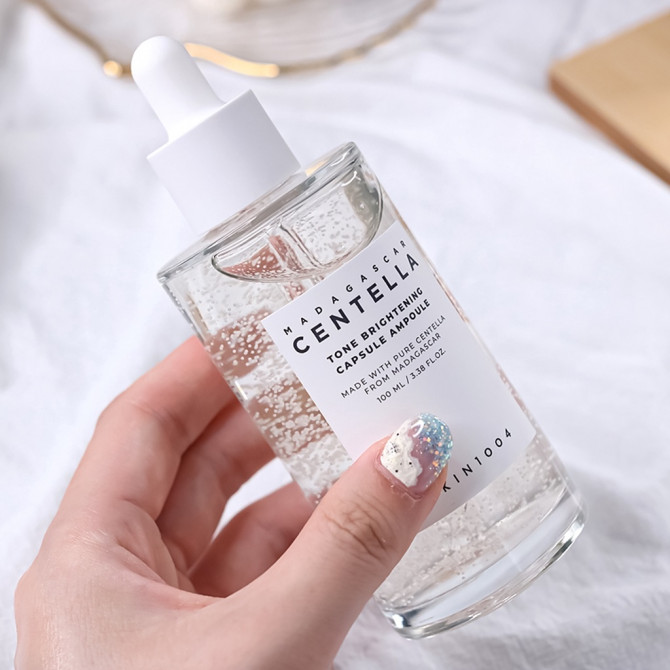 Сироватка що освітлює з центелою і ніацинамідом SKIN1004 Madagascar Centella Tone Brightening Capsule Ampoule 1.5 мл (пробник) купити в Україні 2