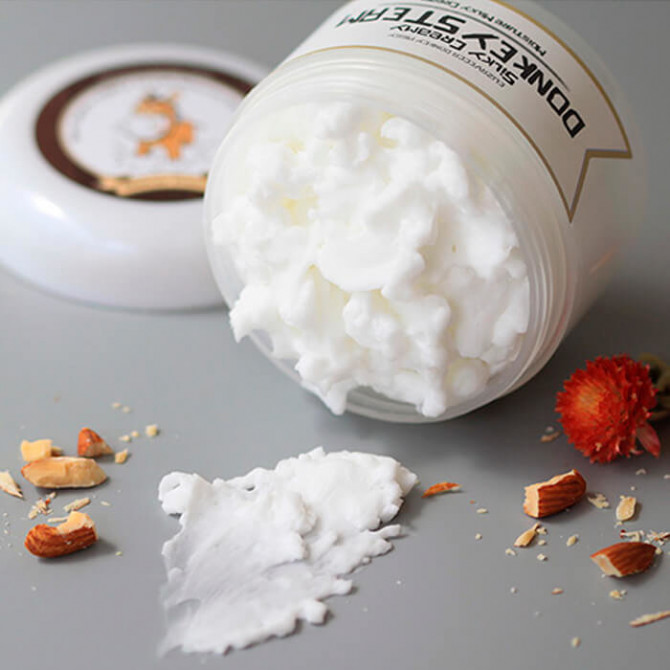 Антивіковий крем на основі молока Elizavecca Silky Creamy Donkey Steam Moisture Milky Cream 100 мл купити в Україні 2