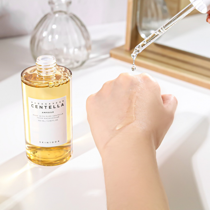 Заспокійлива сироватка з екстрактом мадагаскарської центели SKIN1004 Madagascar Centella Ampoule 55 мл купити в Україні 3