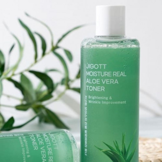 Увлажняющий тонер для лица с алоэ JIGOTT  Moisture Real Aloe Vera Toner 300 мл купить в Украине 2