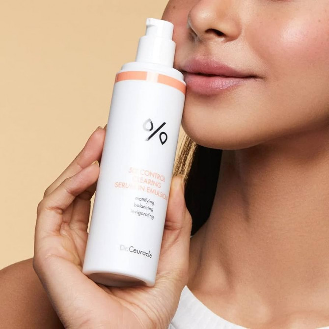 Себорегулююча емульсія для обличчя Dr.Ceuracle 5α Control Clearing Serum in Emulsion 100 мл купити в Україні 3