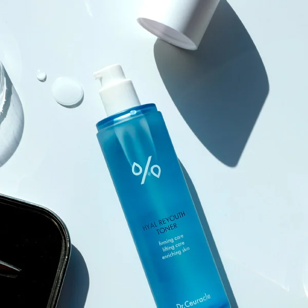 Зволожуючий тонер для обличчя з гіалуроновою кислотою Dr. Ceuracle Hyal Reyouth Toner 120 мл купити в Україні 3