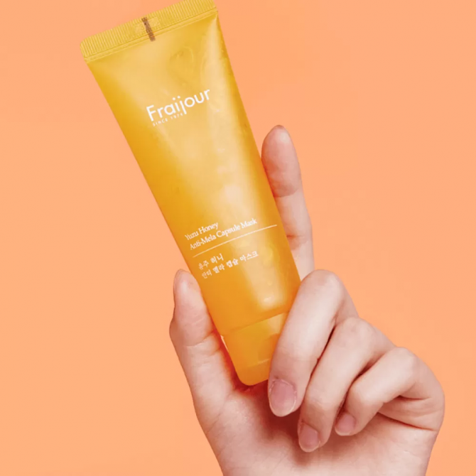 Освітлююча капсульна маска для обличчя з юдзу Fraijour Yuzu Honey Anti-Mela Capsule Mask 75 мл купити в Україні 2