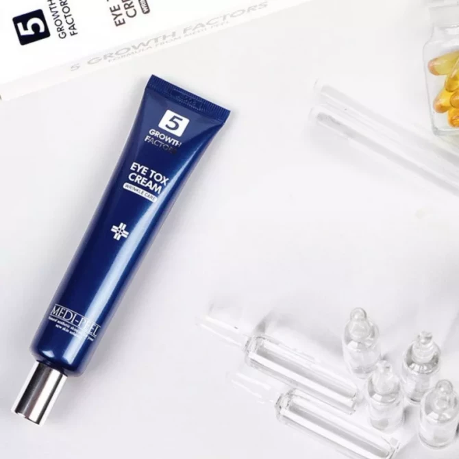 Омолоджуючий ліфтинг-крем для повік з пептидним комплексом MEDI-PEEL Eye Tox Cream 40 мл купити в Україні 3
