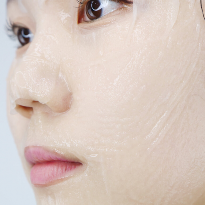 Зволожуюча тканинна маска з ефектом ліфтингу Dr.Ceuracle Hyal Reyouth Lifting Mask купити в Україні 5