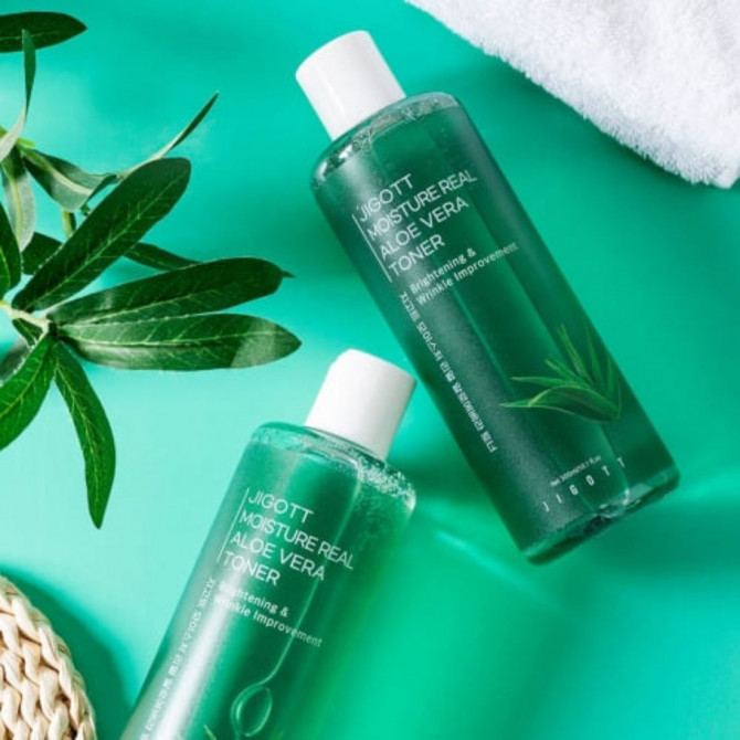 Увлажняющий тонер для лица с алоэ JIGOTT  Moisture Real Aloe Vera Toner 300 мл купить в Украине 4