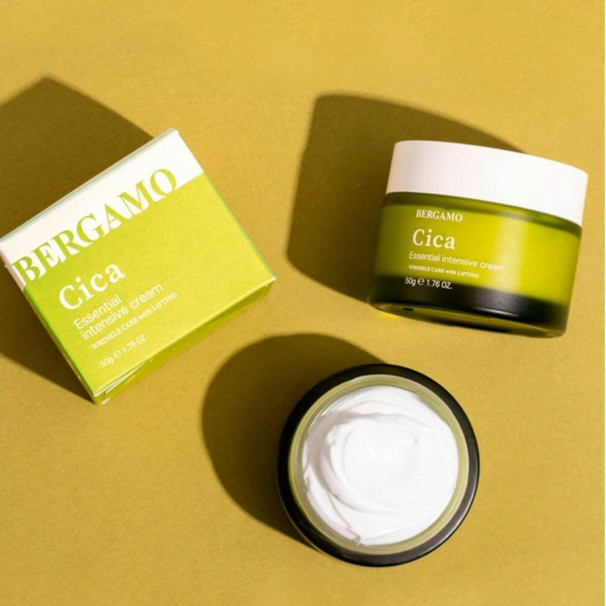 Інтенсивний крем для обличчя з центелою BERGAMO Essential Intensive Cream Cica 50 г купити в Україні 4