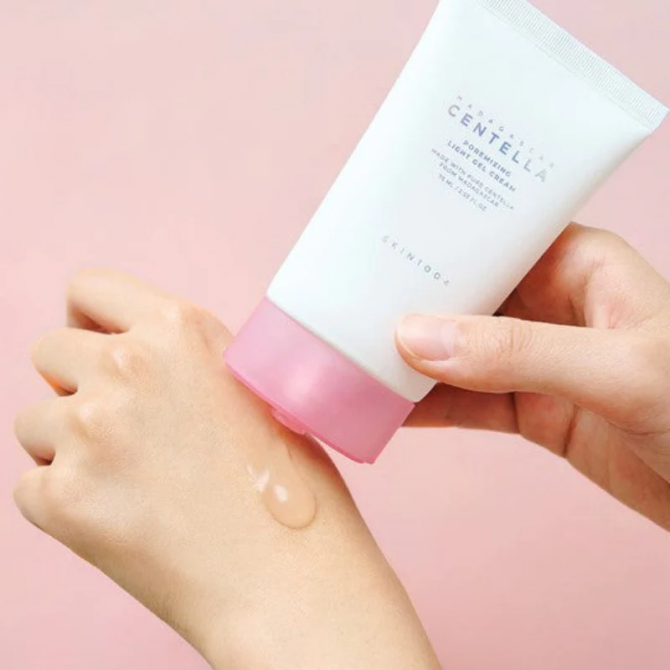 Легкий гель-крем для догляду за порами SKIN1004 Centella Poremizing Light Gel Cream 75 мл купити в Україні 4