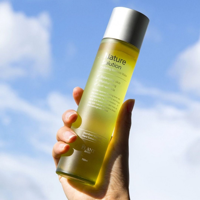 Зволожуючий тонер з екстрактом бамбука The Plant Base Nature Solution Hydrating Bamboo Water 150 мл купити в Україні 2