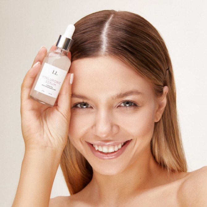 Увлажняющая сыворотка с гиалуроновой кислотой и витамином С Love&Loss Hyaluronic Serum 50 мл купить в Украине 3