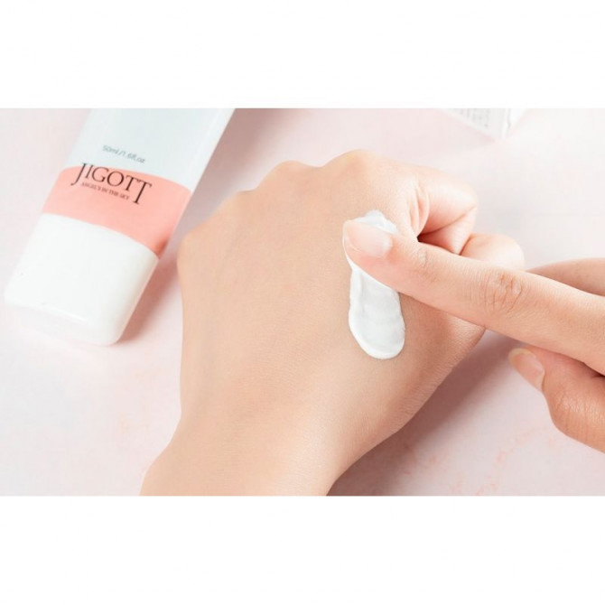 Увлажняющий крем для лица с центеллой JIGOTT Daily Real Cica Water Drop Tone Up Cream 50 мл купить в Украине 3