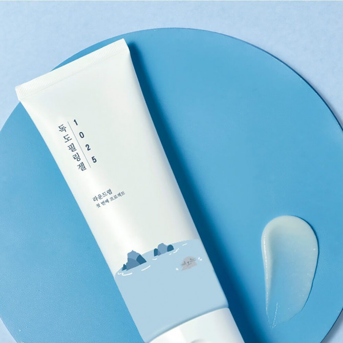 Пилинг-скатка с гиалуроновой кислотой ROUND LAB 1025 Dokdo Peeling Gel 120 мл купить в Украине 3