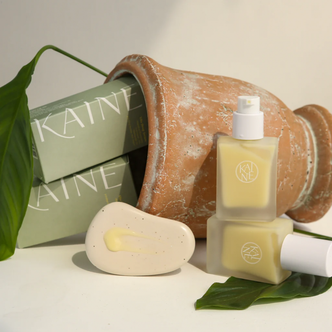 Осветляющая витаминная сыворотка для лица KAINE Vita Drop Serum 1 мл (пробник) купить в Украине 3