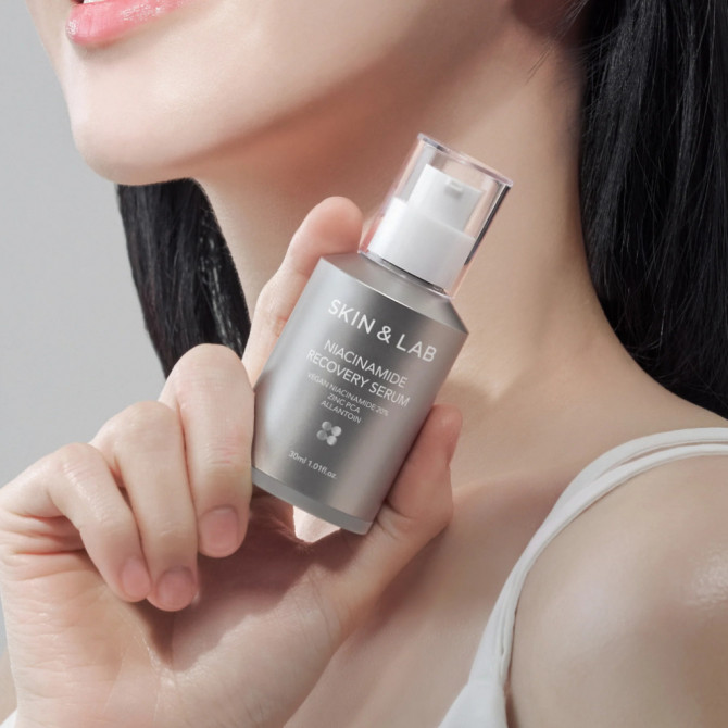 Освітлювальна сироватка з ніацинамідом для зменшення розміру пор SKIN&LAB Niacinamide Recovery Serum 30 мл купити в Україні 2