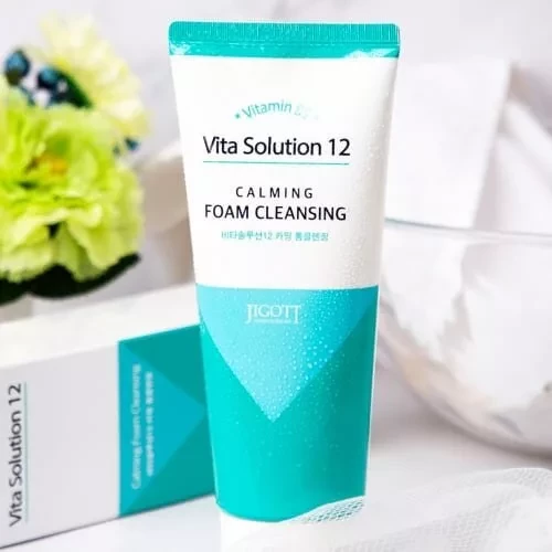 Заспокійлива пінка для вмивання JIGOTT Vita Solution 12 Calming Foam Cleansing 180 мл купити в Україні 4