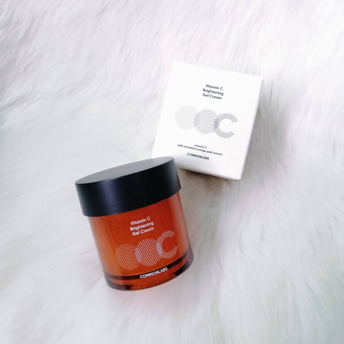 Осветляющий гель-крем для лица с витамином С COMMONLABS Vitamin C Brightening Gel Cream 70 мл купить в Украине 2