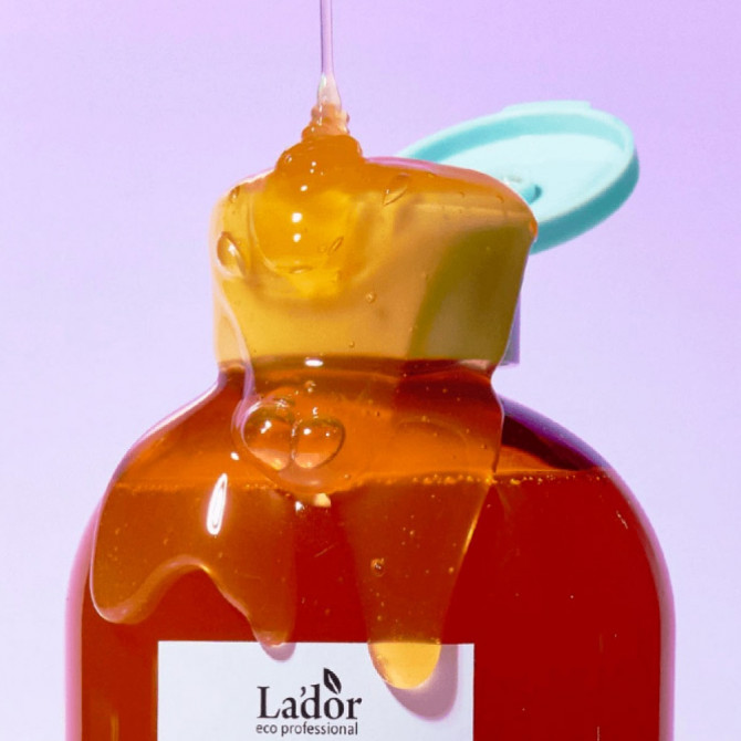 Шампунь для чувствительной кожи головы Lador Root Re-Boot Purifying Shampoo Ginger & Apple 300 мл купить в Украине 3