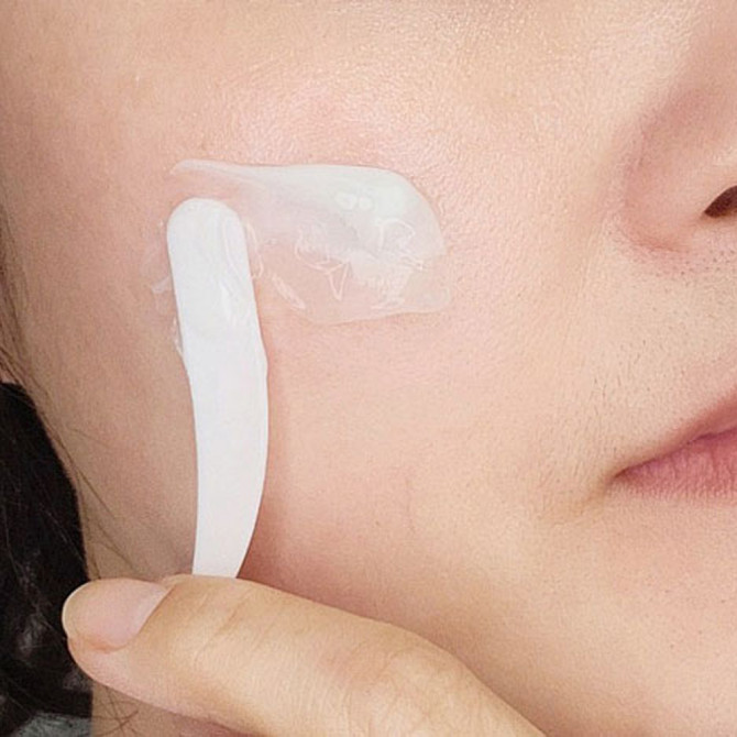 Антивіковий освітлювальний капсульний крем-гель з ретинолом MEDI-PEEL Melanon X Drop Gel Cream 50 мл купити в Україні 4