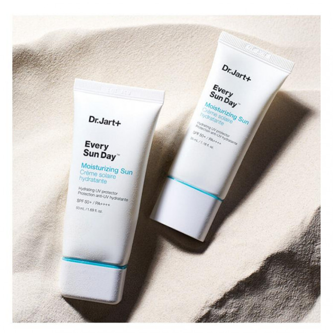 Зволожуючий сонцезахисний крем Dr. Jart+ Every Sun Day Moisturizing Sun SPF50+ PA++++ 30 мл купити в Україні 3