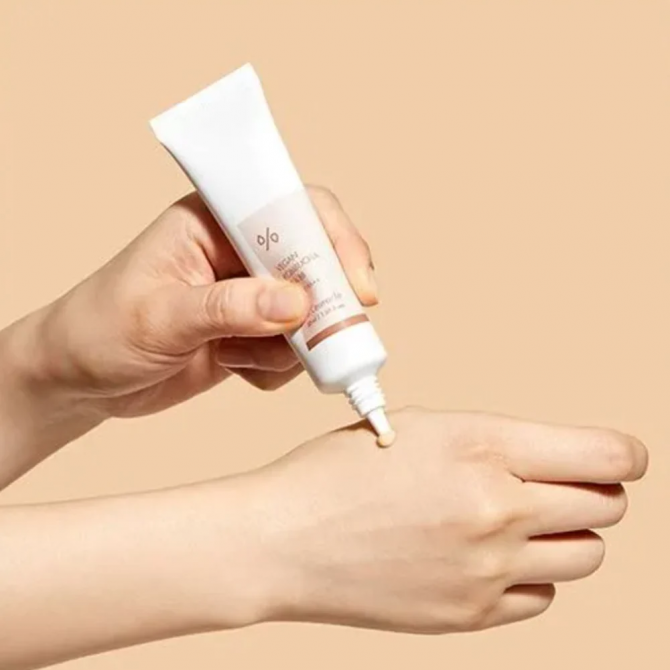 Веганский тональный BB крем с экстрактом комбучи Dr.Ceuracle Vegan Kombucha Tea BB Cream SPF 30/PA++ 30 мл купить в Украине 5