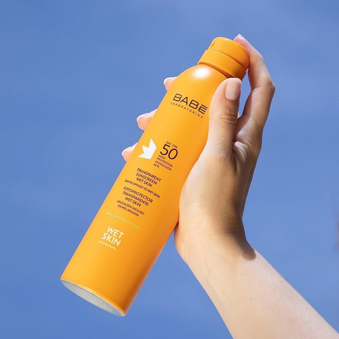 Сонцезахисний водостійкий спрей з ефектом матування SPF 50 Babe Laboratorios Transparent Sunscreen Wet Skin Matte Finish 200 мл купити в Україні 2