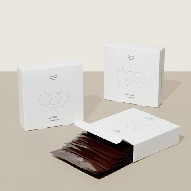 Зволожуюча тканинна маска з вітамінами та екстрактом меду COMMONLABS Triple Vita Balancing Mask купити в Україні 2