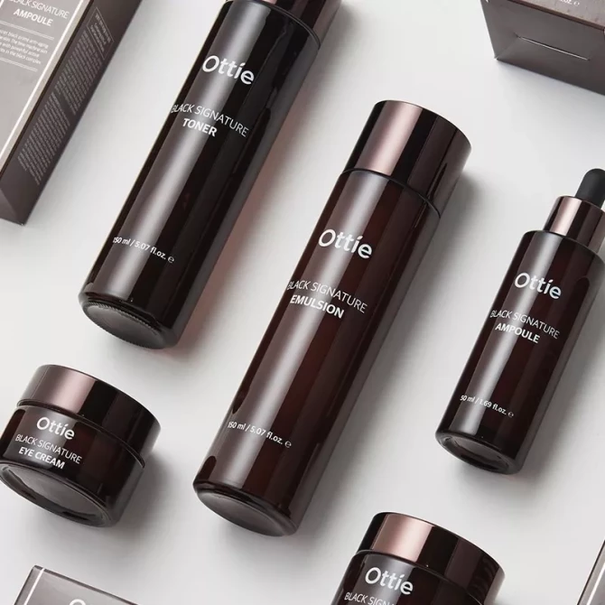 Антивіковий тонер з муцином чорного равлика Ottie Black Signature Toner 150 мл купити в Україні 2