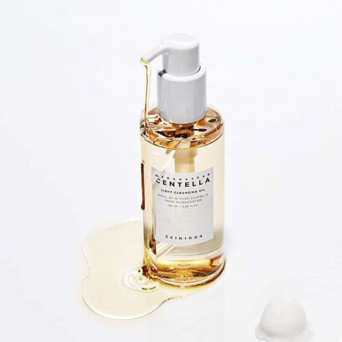 Гидрофильное масло с экстрактом мадагаскарской центеллы SKIN1004 Madagascar Centella Light Cleansing Oil 200 мл купить в Украине 3