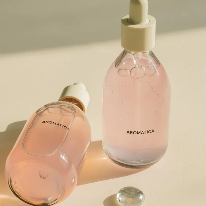 Омолаживающая увлажняющая сыворотка с экстрактом дамасской розы AROMATICA Reviving Rose Infusion Serum 100 мл купить в Украине 2