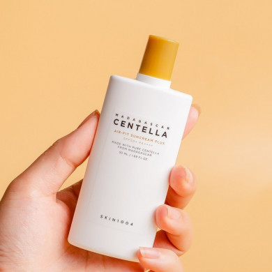Солнцезащитный крем с экстрактом мадагаскарской центеллы, SKIN1004, Madagascar Centella Air-Fit Suncream Plus, SPF 50+/PA++++, 50 мл купить в Украине 3 Солнцезащитный крем с экстрактом мадагаскарской центеллы, SKIN1004, Madagascar Centella Air-Fit Suncream Plus, SPF 50+/PA++++, 50 мл купить в Украине 3