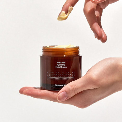 Увлажняющий крем для лица с экстрактом меда, COMMONLABS, Triple Vita Hydrating Facial Cream, 70 мл купить в Украине 2 Увлажняющий крем для лица с экстрактом меда, COMMONLABS, Triple Vita Hydrating Facial Cream, 70 мл купить в Украине 2