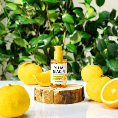 Освітлююча і вирівнююча тон шкіри сироватка SOME BY MI Yuja Niacin Blemish Care Serum 50 мл купити в Україні 5