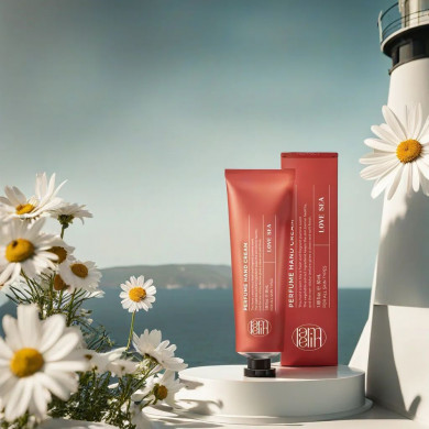 Парфумований крем для рук з жасмином Lamelin Perfume Hand Cream Love Sea 50 мл купити в Україні 2