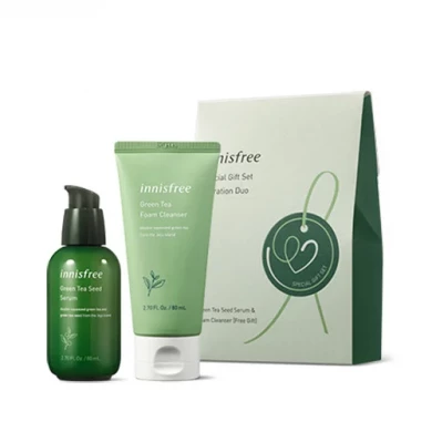 Набір зволожуючих засобів на основі зеленого чаю Innisfree Special Gift Set Hydration Duo купити в Україні