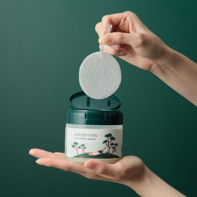 Заспокійливі пілінг-педи з екстрактом голок сосни ROUND LAB Pine Calming Cica Pad 50 педов купити в Україні 2