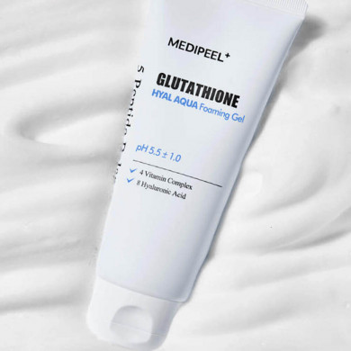 Зволожуючий гель-пінка для вмивання MEDI-PEEL Glutathione Hyal Aqua Foaming Gel Cleanser 150 мл купити в Україні 2