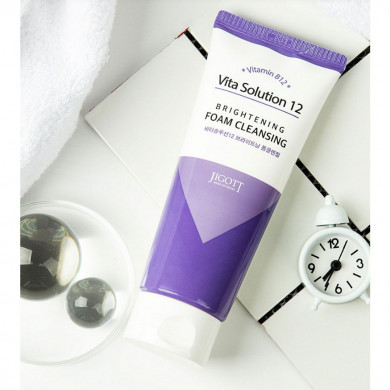 Пінка для вмивання що освітлює JIGOTT Vita Solution 12 Brightening Foam Cleansing 180 мл купити в Україні 2