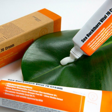 Витаминный крем с экстрактом облепихи, Purito, Sea Buckthorn Vital 70 Cream, 50 мл купить в Украине 3 Витаминный крем с экстрактом облепихи, Purito, Sea Buckthorn Vital 70 Cream, 50 мл купить в Украине 3