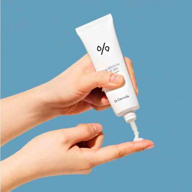 Зволожуючий сонцезахисний крем Dr.Ceuracle Hyal Reyouth Moist Sun SPF 50+/PA++++ 2 мл купити в Україні 3