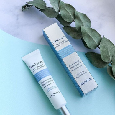 Зволожуючий крем для повік у гіалуроновій кислоті MEDI FLOWER Aronyx Hyaluronic Acid Aqua Eye Cream 40 мл купити в Україні 2