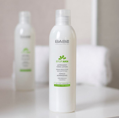 Тонік для жирної та проблемної шкіри для звуження пір Babe Laboratorios Astringent Tonic Lotion 250 мл купити в Україні 2