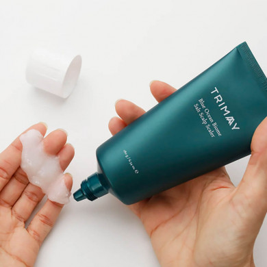 Пілінг для шкіри голови з морською сіллю та пробіотиками Trimay Blue Ocean Biome Salt Scalp Scaler 180 г купити в Україні 2