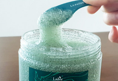 Скраб для тіла з пемзою і морською сіллю Lador LA PAUSE Deep Sea Body Scrub 280 г купити в Україні 4