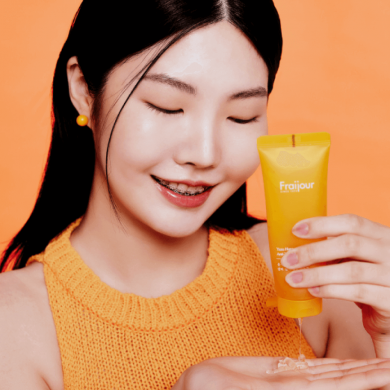 Освітлююча капсульна маска для обличчя з юдзу Fraijour Yuzu Honey Anti-Mela Capsule Mask 75 мл купити в Україні 3